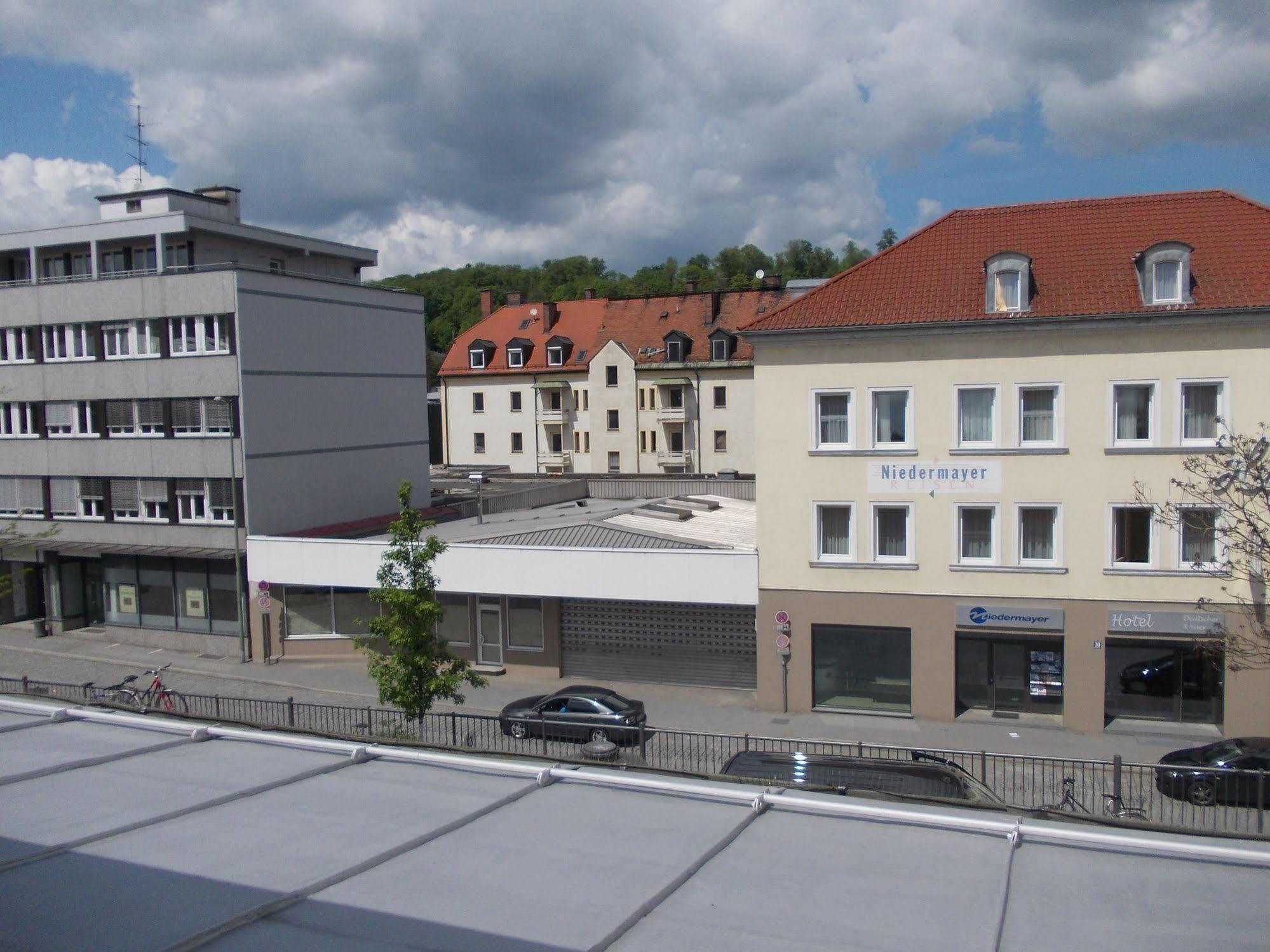 Hotel Im Bahnhof Passau Extérieur photo
