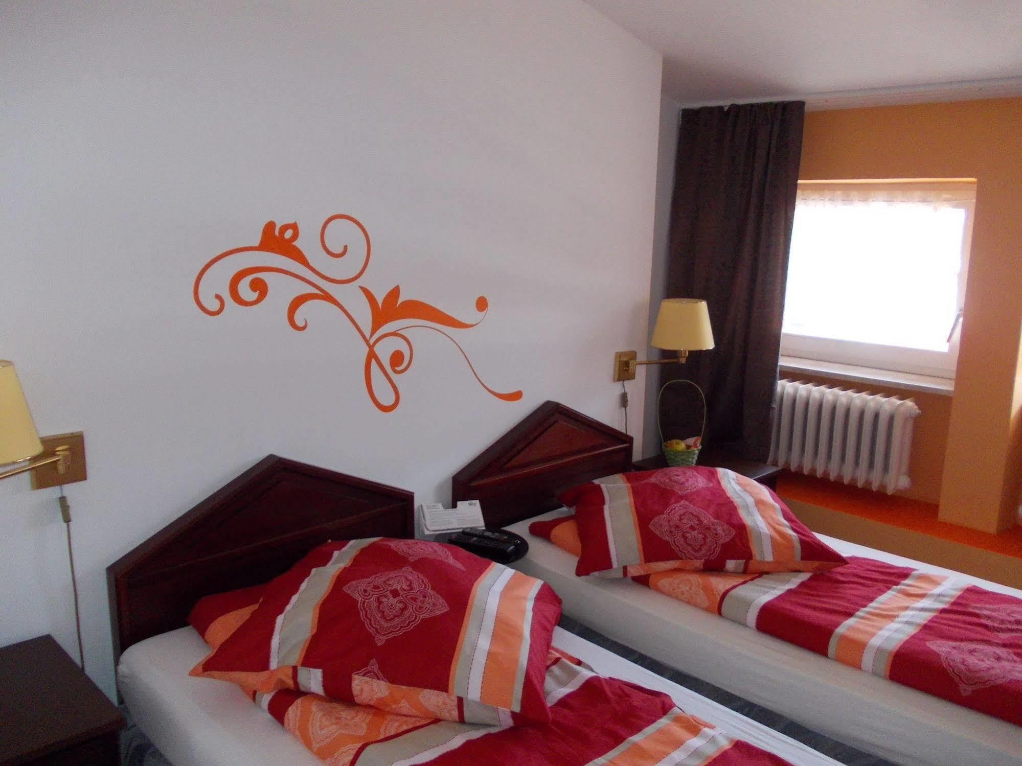 Hotel Im Bahnhof Passau Extérieur photo