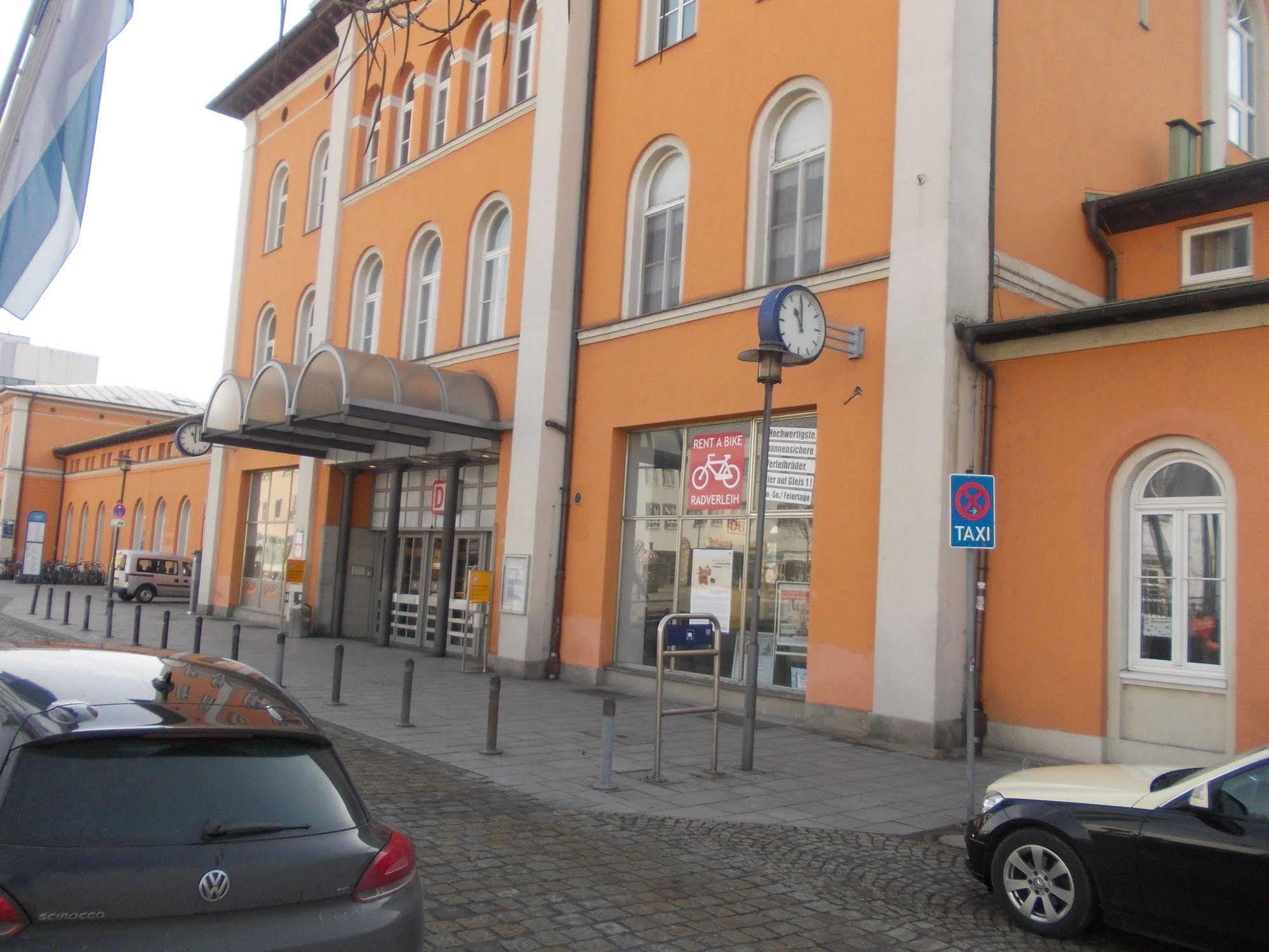 Hotel Im Bahnhof Passau Extérieur photo